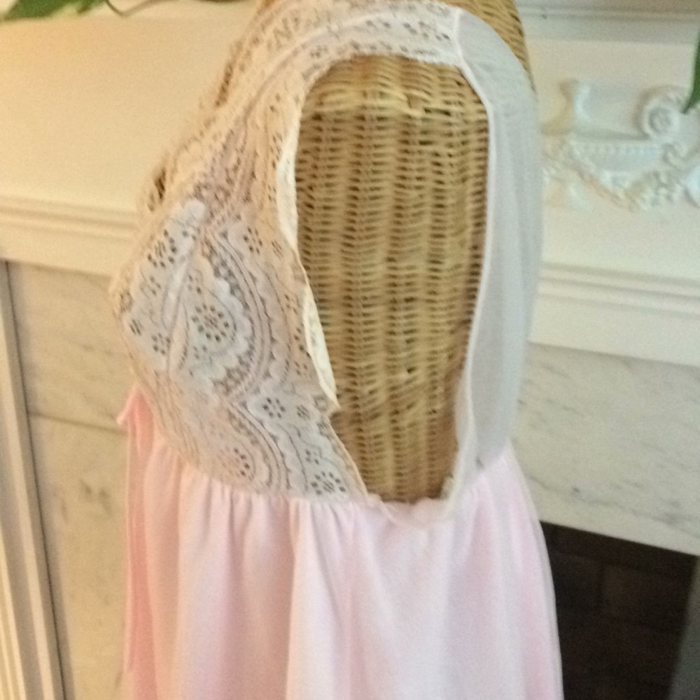Vintage 60’s Sheer Pink Nightgown - Picture 4 of 5